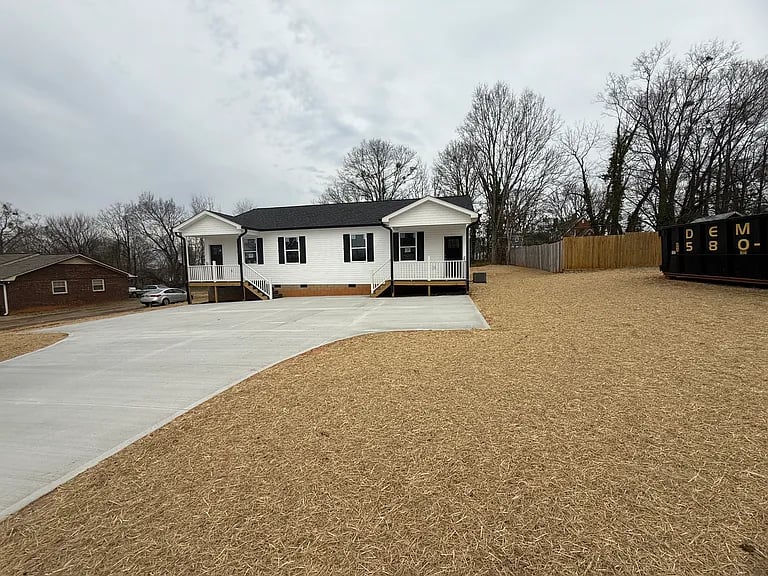108 Sherman Dr #A
