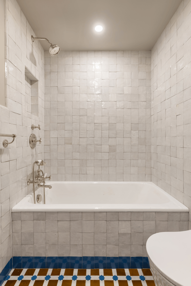 15 JONES Street 6A