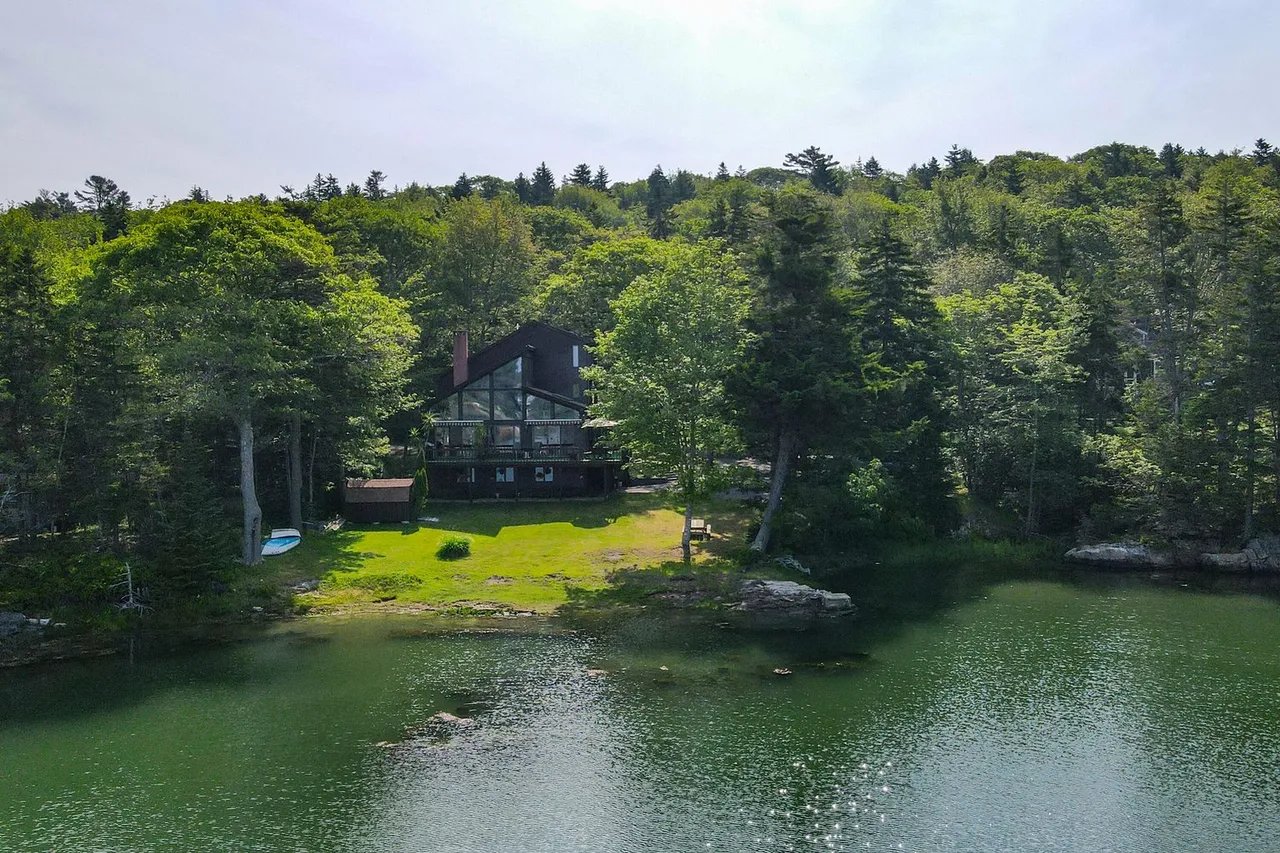 Home for Sale – 71 Samoset Trail, Boothbay, ME – $1,195,500