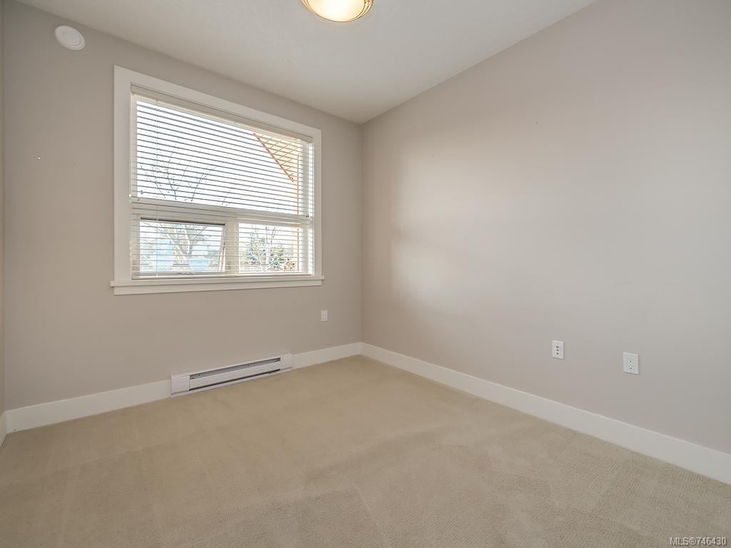 401-4529 W Saanich Rd