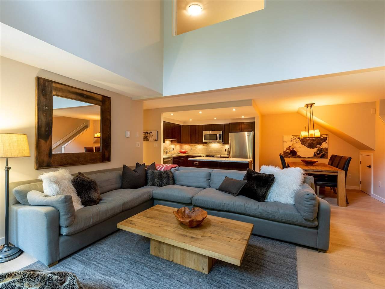 8-4636 Blackcomb Wy