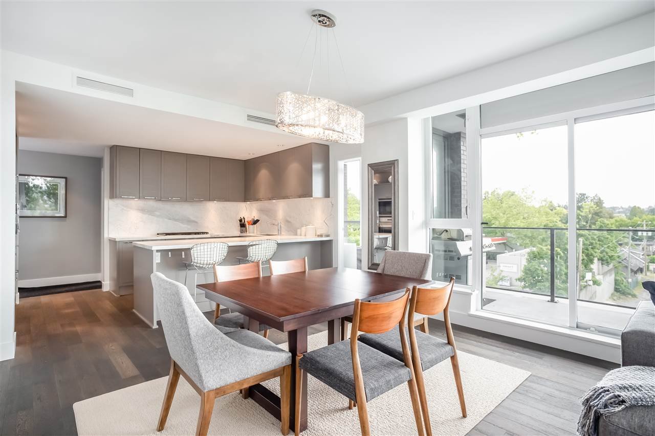 313-2118 W 15th Ave