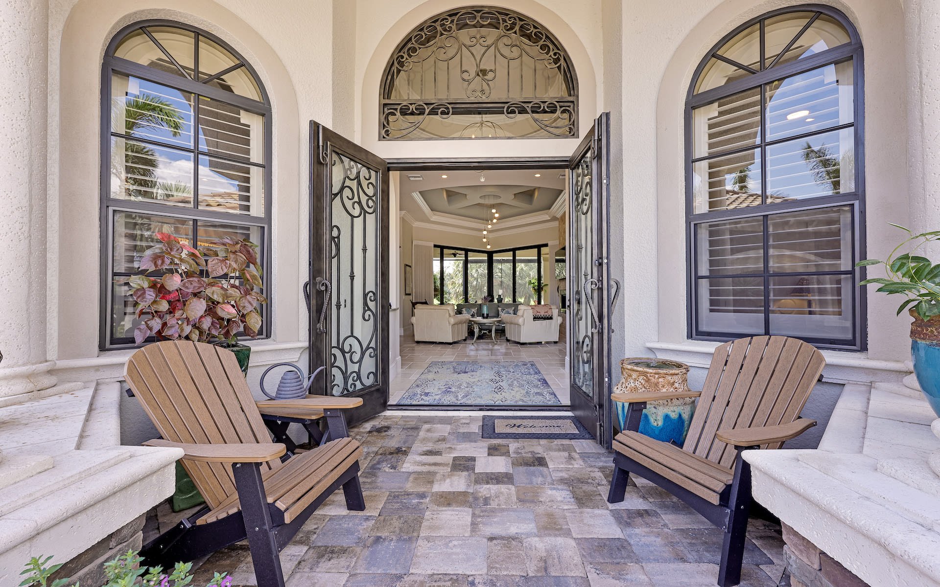 9360 Vittoria CT