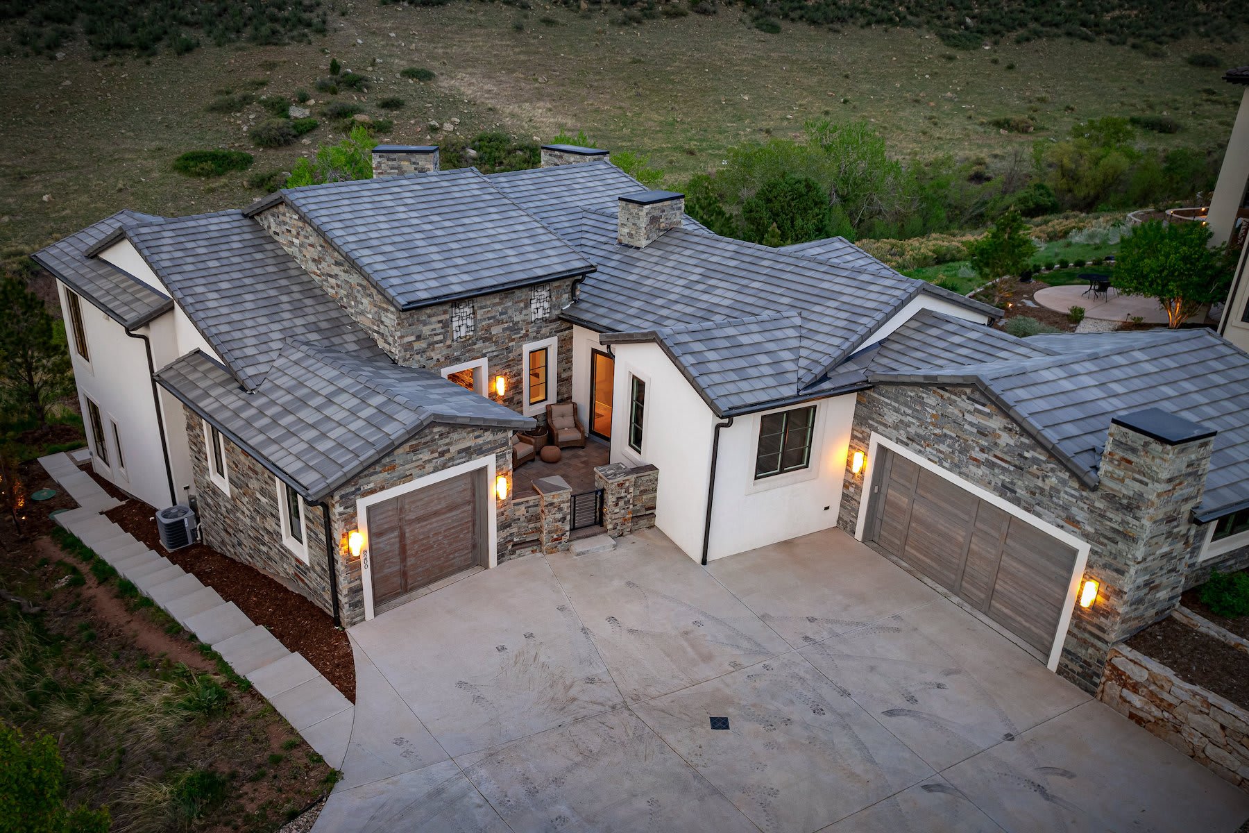 8200 Raphael Lane