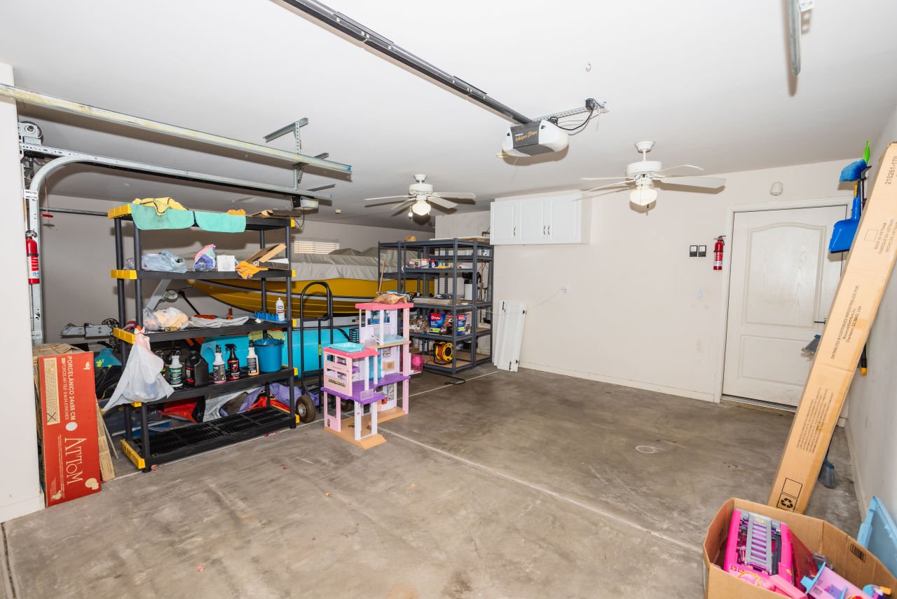2870 Canyon Oak Dr