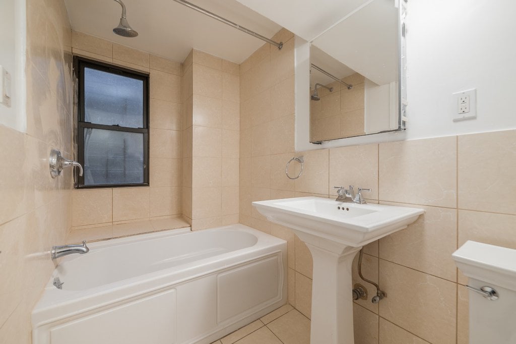 339 East 12th Street Unit: 1