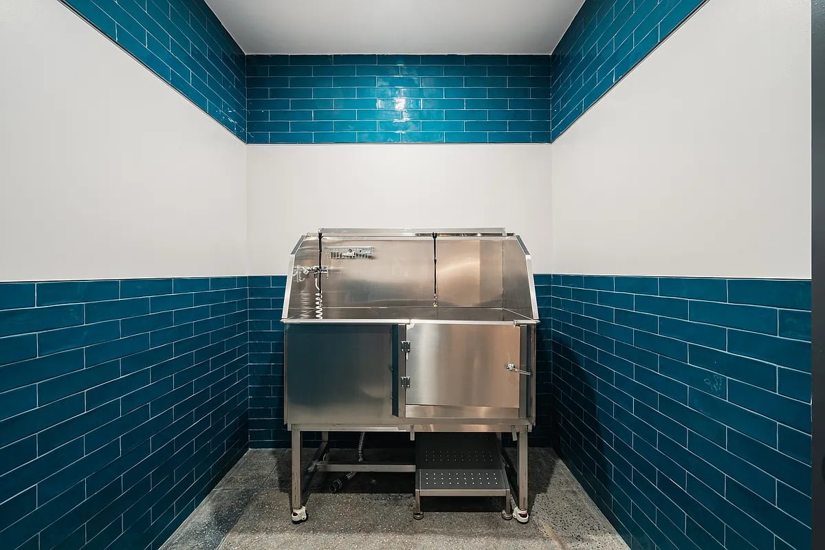 255 18th Street #106