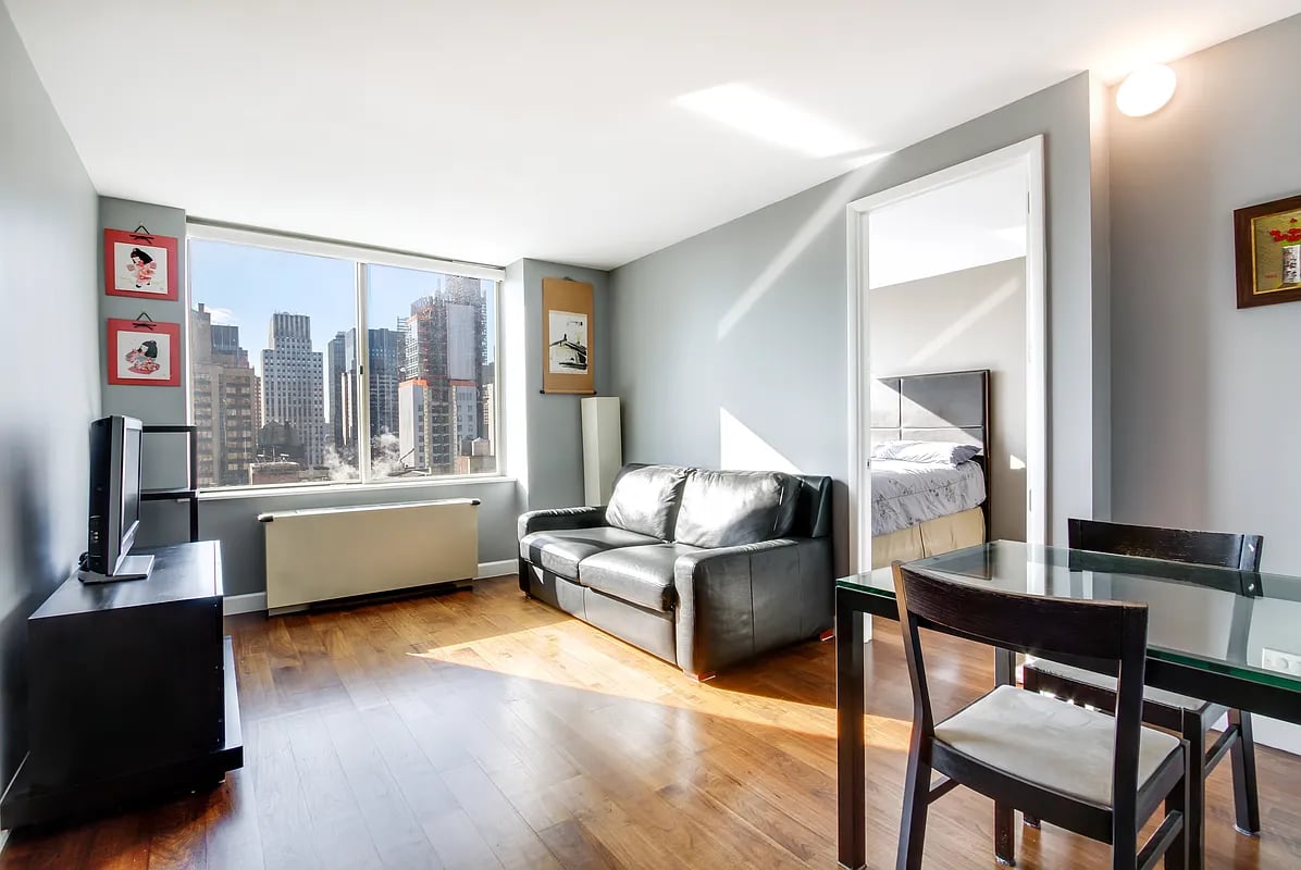 236 E 47th St, #28A