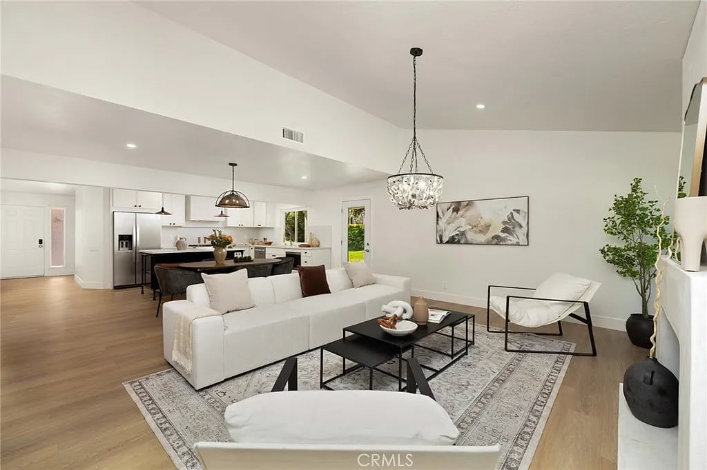 28225 Zurburan, Mission Viejo, CA 92692