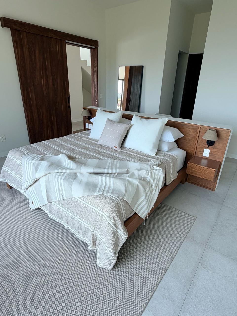 5 Bedroom, Single Family Home, La Cañada Casa A 