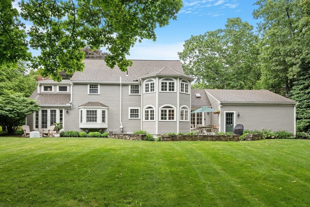 83 Walnut St