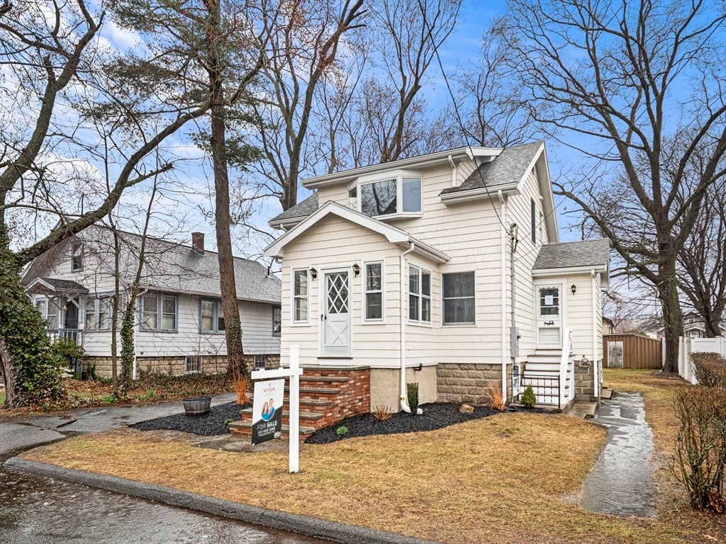 13 Dustin Street