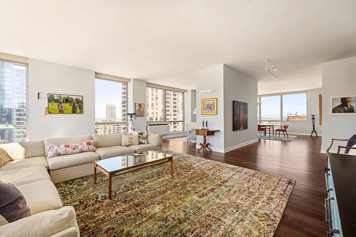 1965 Broadway #29E