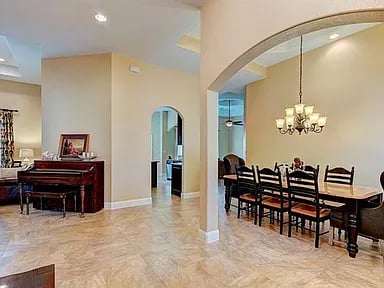 390 Teal Lane