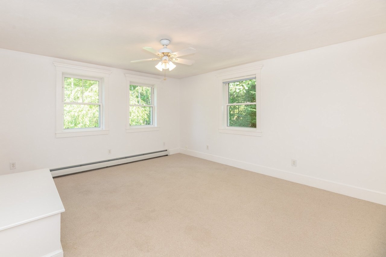127 Redding Ln