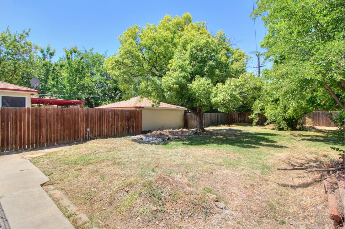 Great New Listing in Tahoe Park! 3108 62nd St.