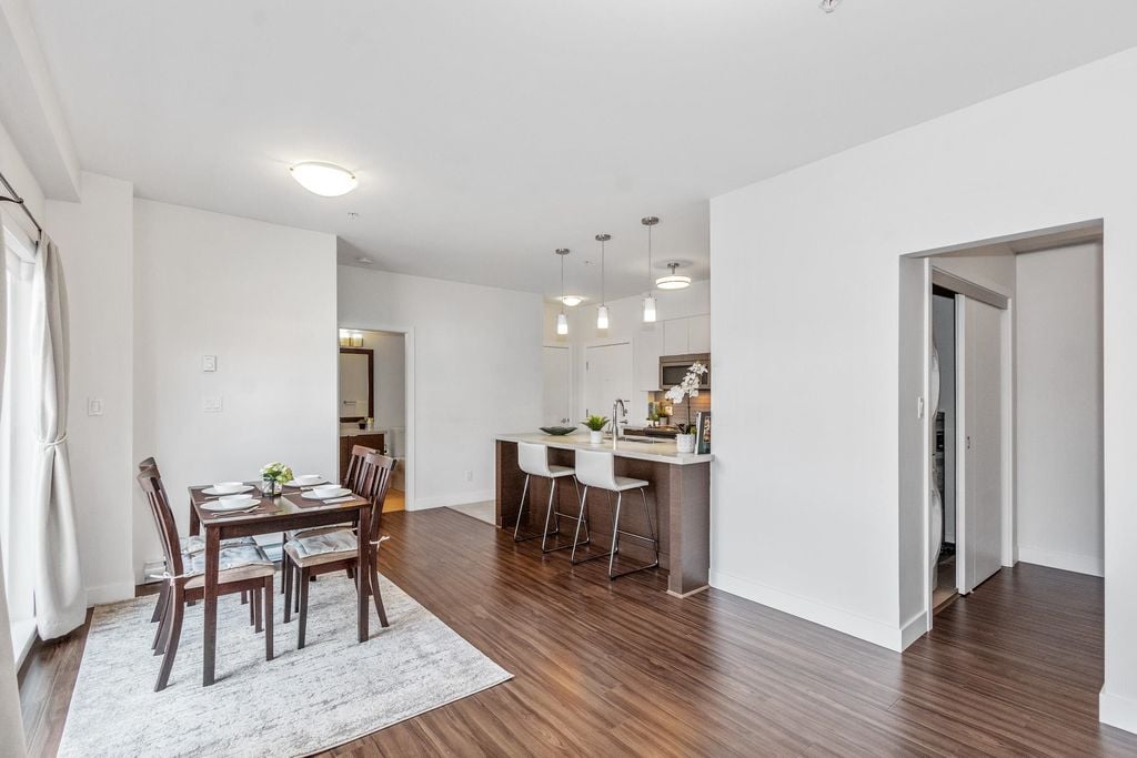 7727 Royal Oak Ave, #309