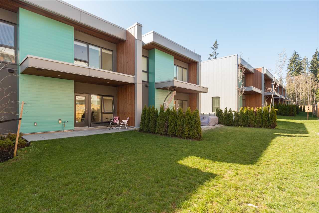 16-3596 Salal Dr