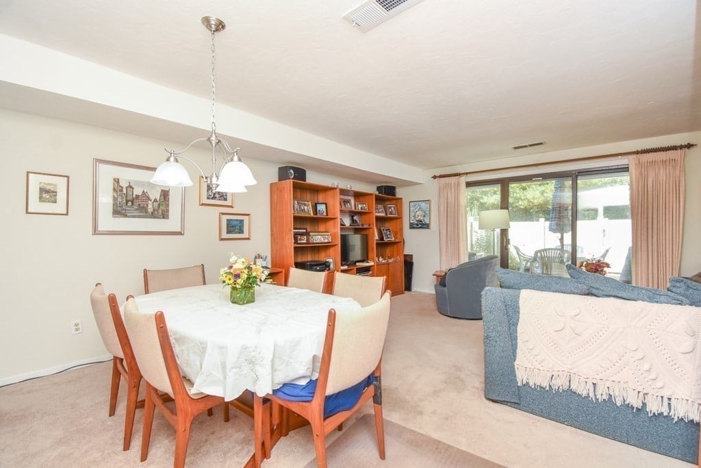 407 Windsor Dr, #407