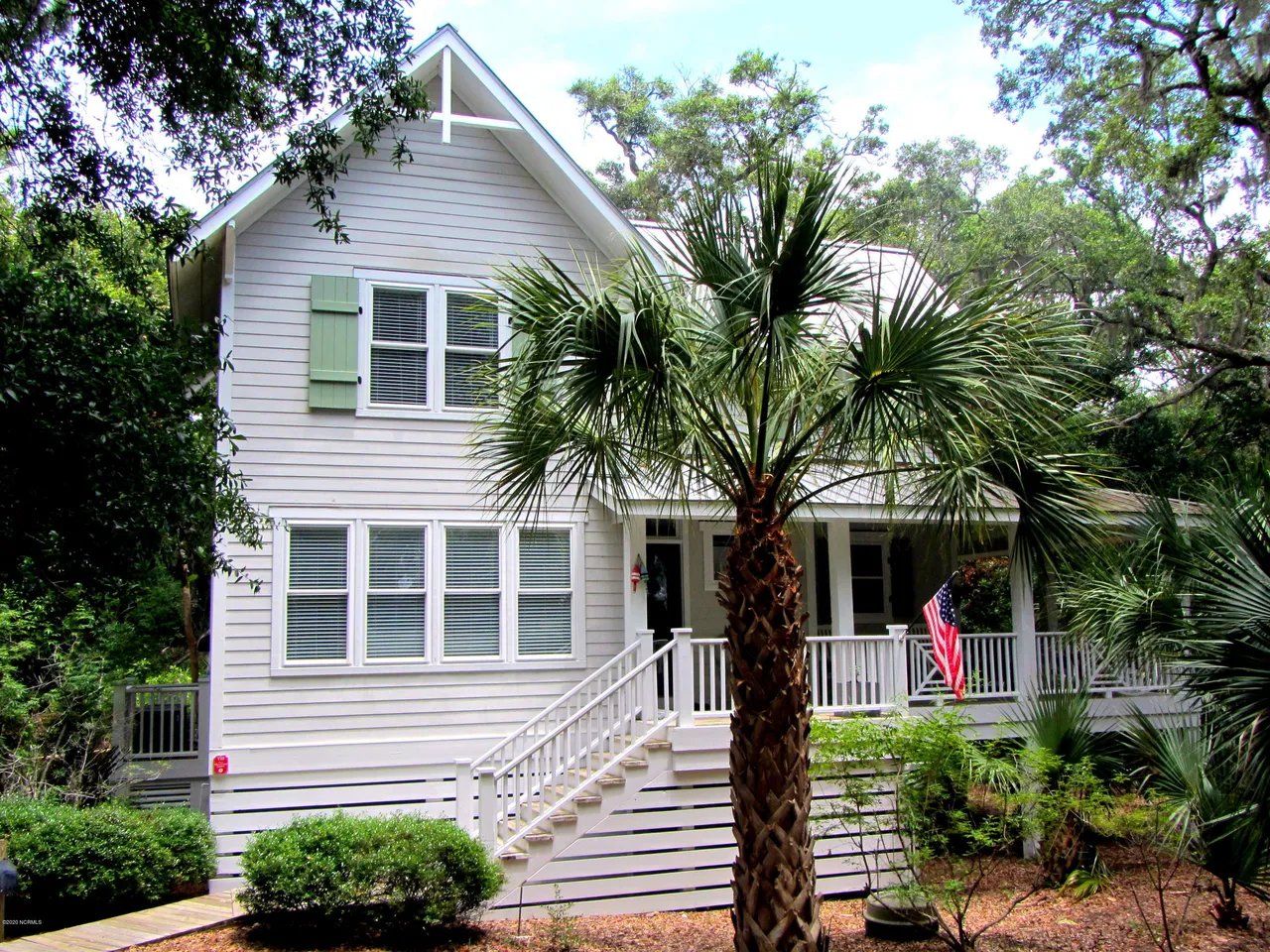 8 Live Oak Trl