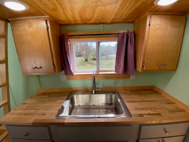 Tiny Home - Essex, Vermont