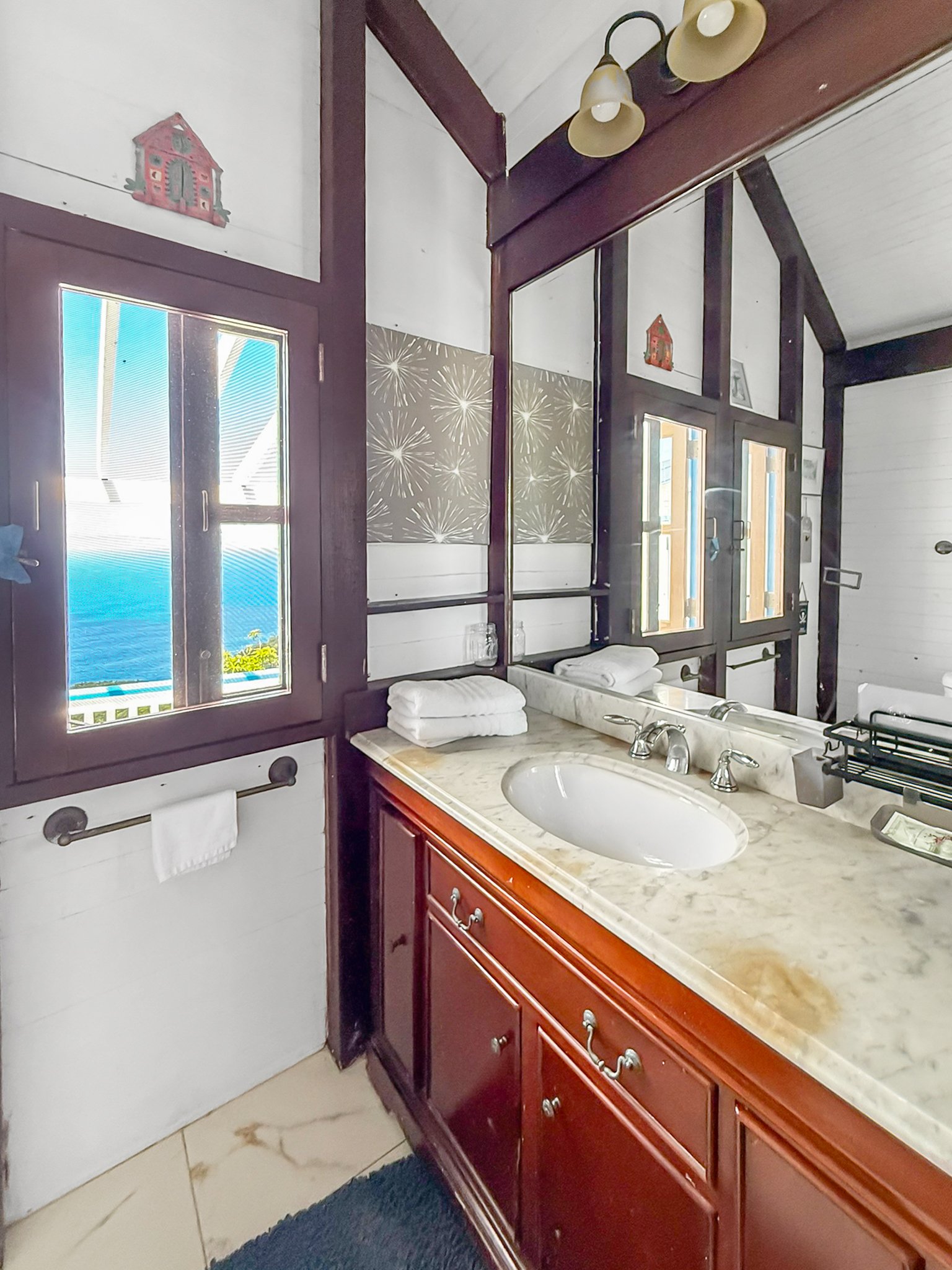 951 Casablanca-Luck Hill Standalone Home