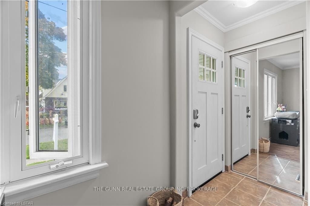 16 Linwood St