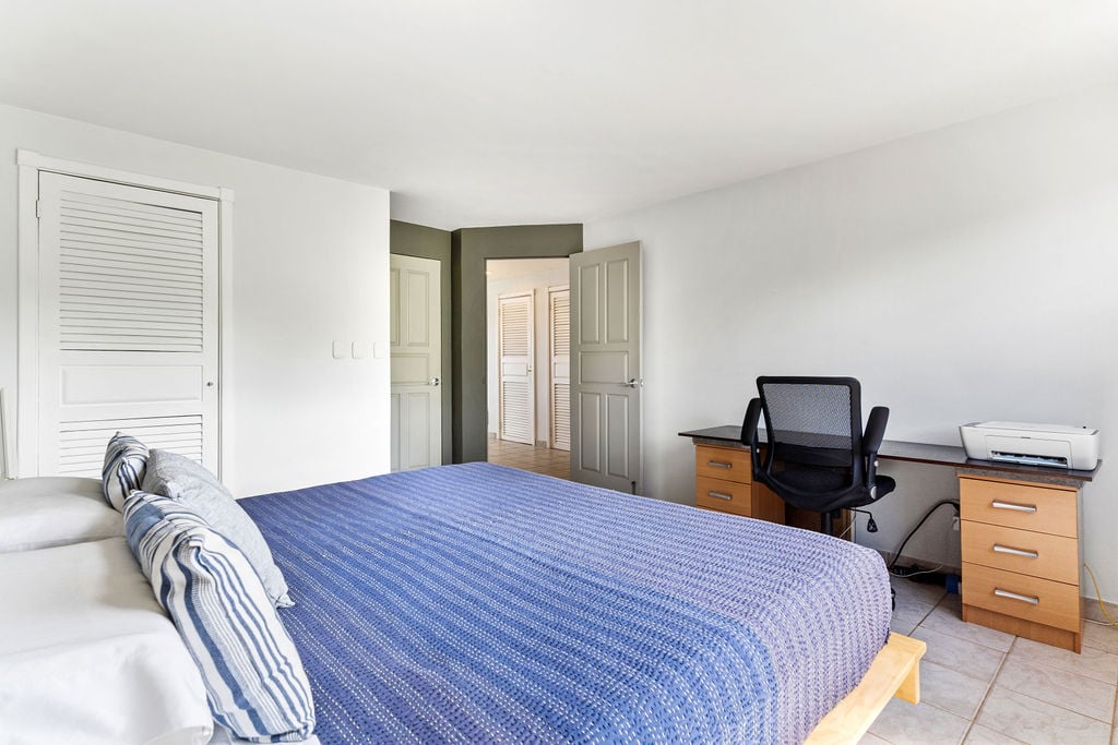 Pacific Beach #10 | Fully Renovated One-Bedroom with Panoramic Ocean & Marina Views