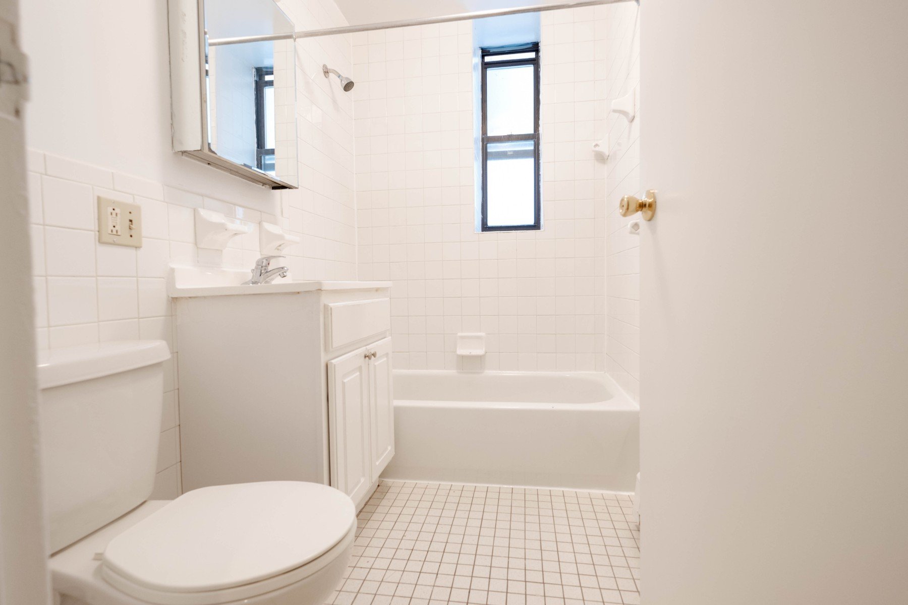 932 Eastern Parkway Unit: 2A