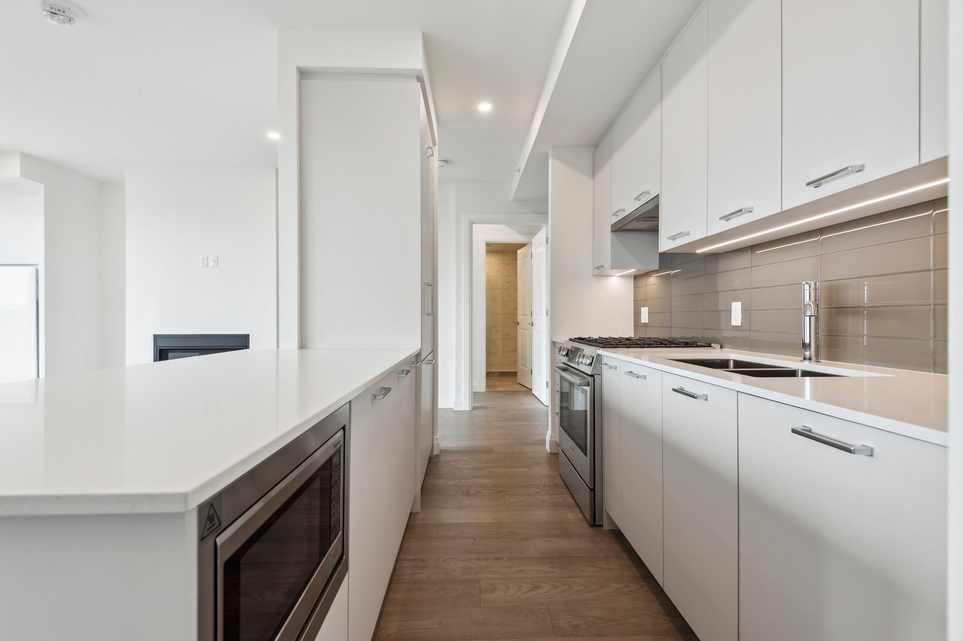 285 Avenue Road #601