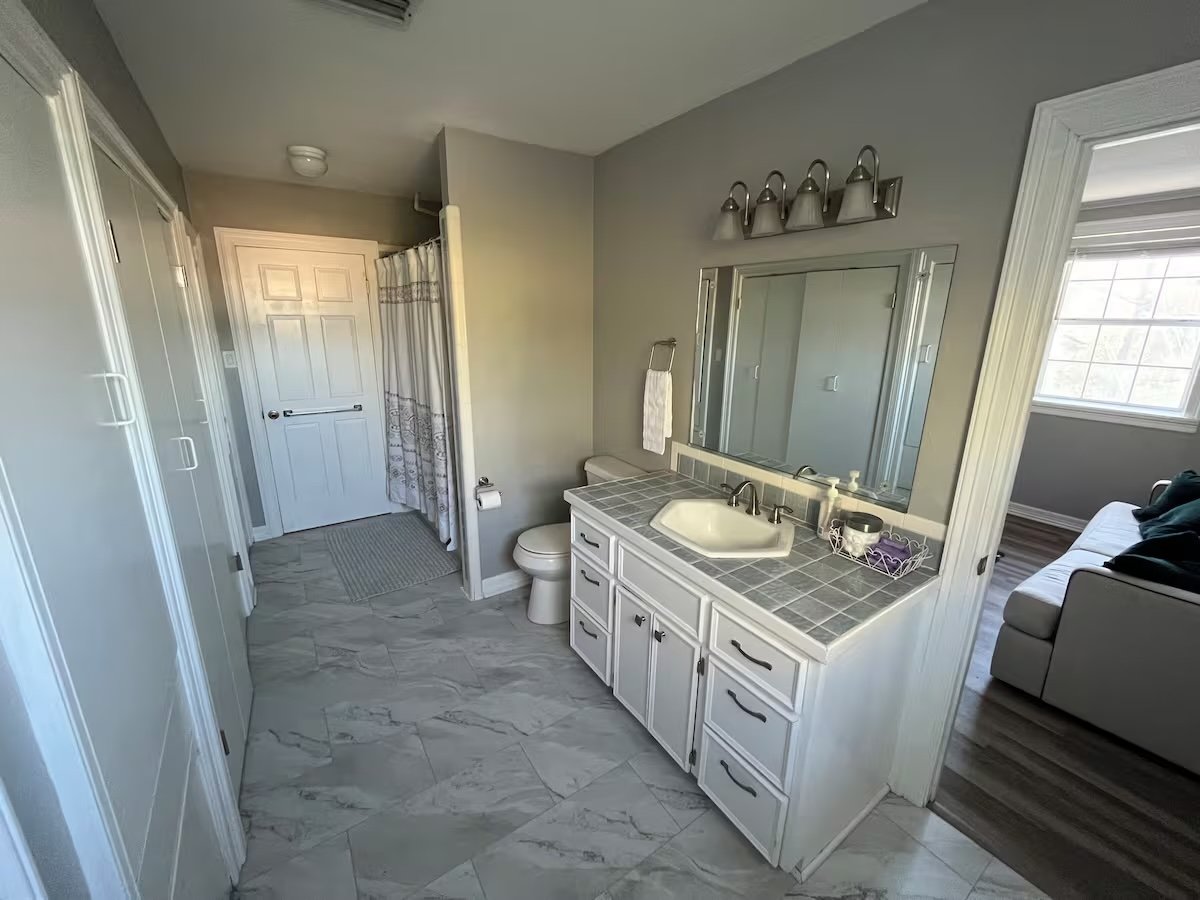 1303 Newfield Lane