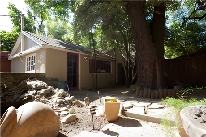 1824 Markham Way Sacramento, CA 95818- For Sale in Land Park