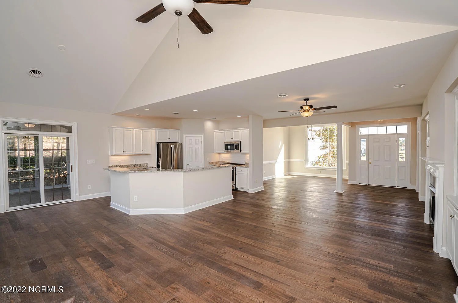 120 Windsor Cir SW
