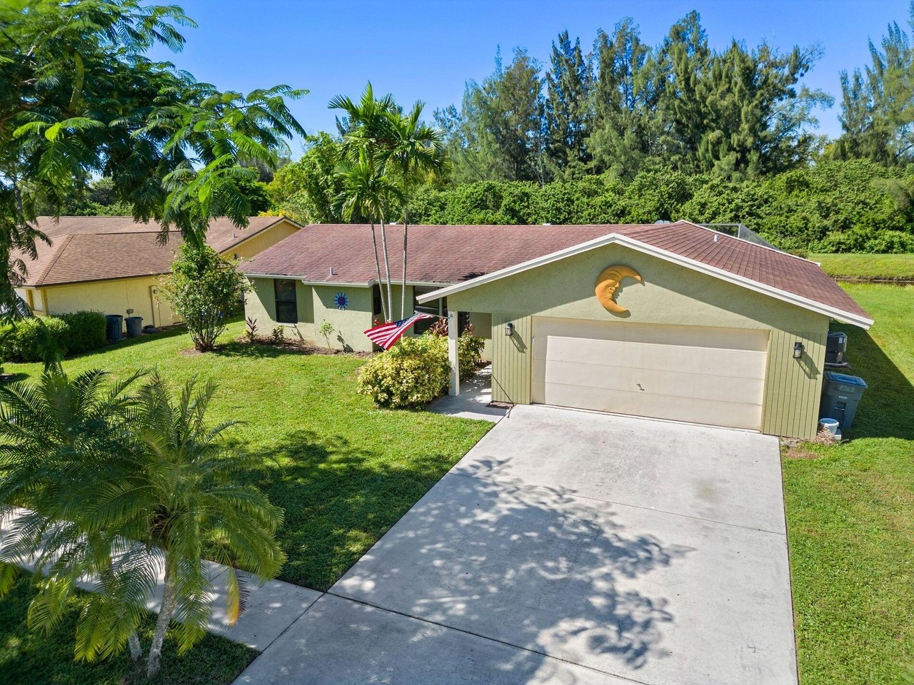 8363 Mildred Dr