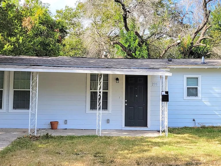 235 Mcdougal Ave