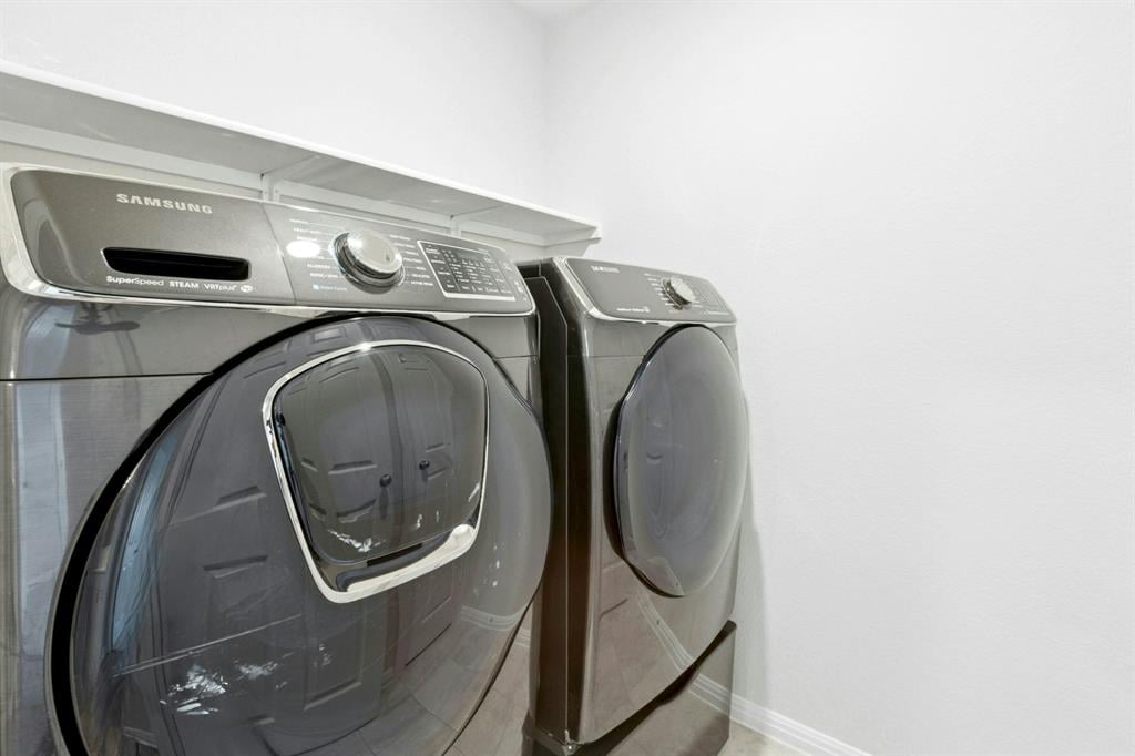 Move-In Ready Home in East Parke!