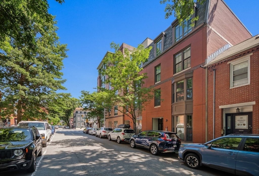 28 2nd St #28