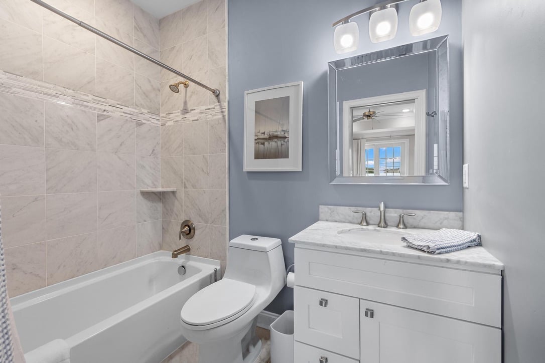 100 N. West Ave #7A, Beach Haven