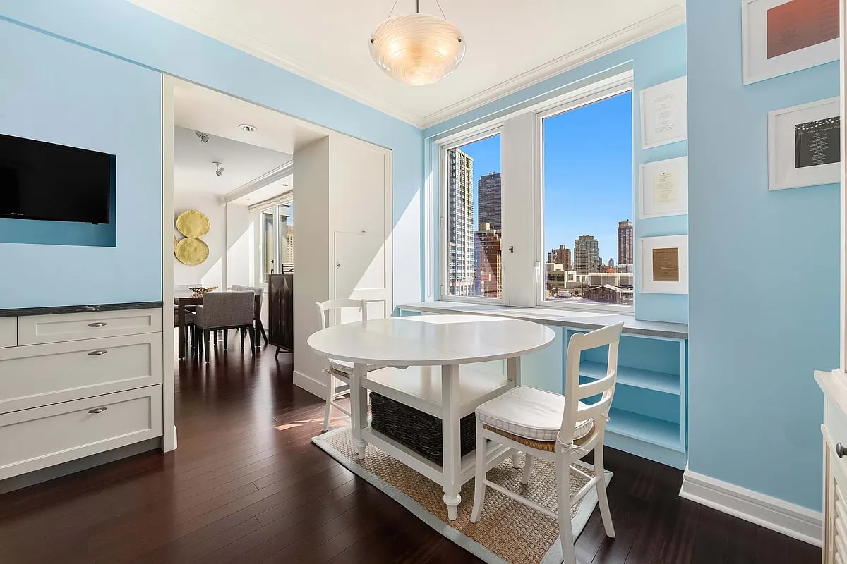 80 Riverside Blvd #17F