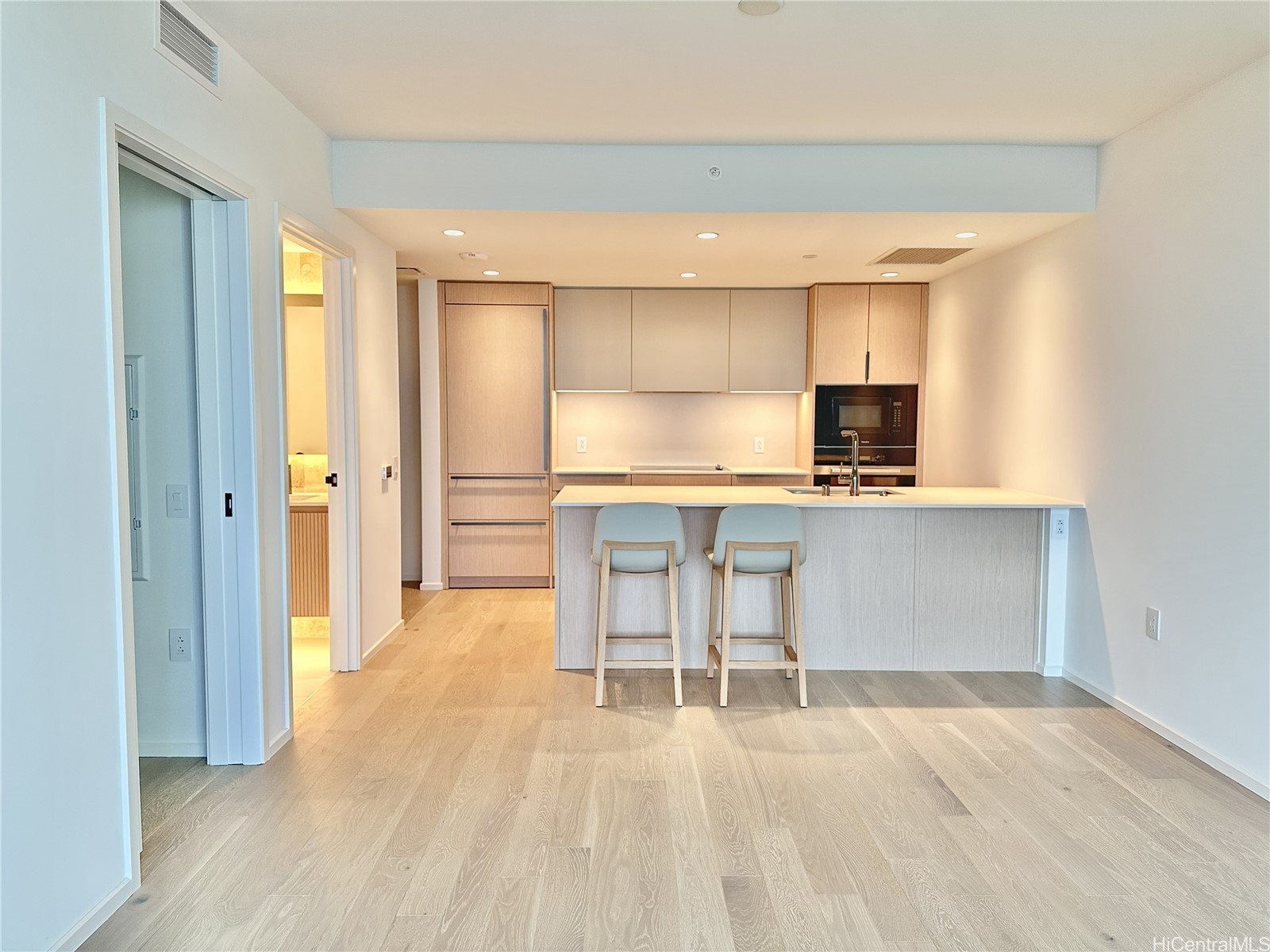 333 Ward Avenue #3501