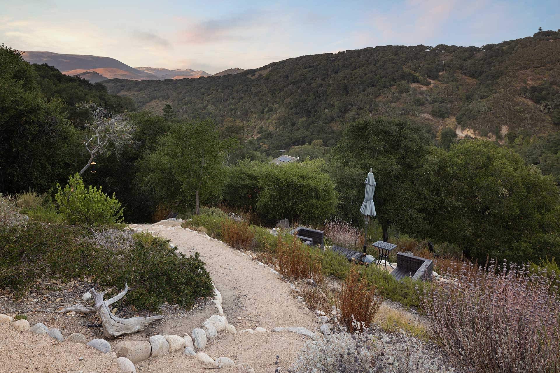 The Valley Hideaway