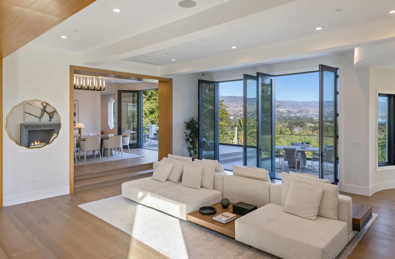 7052 Dume Dr, malibu