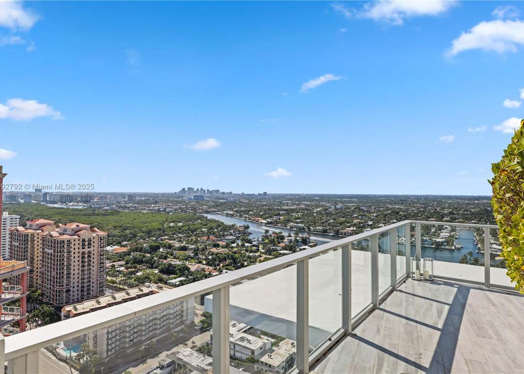 2200 N Ocean Blvd Unit S2301