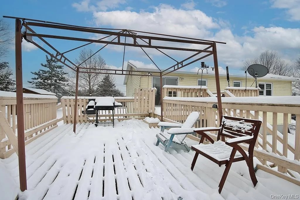 1065 Dolsontown Road