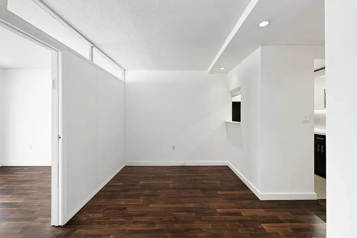184 Lexington Ave #16C