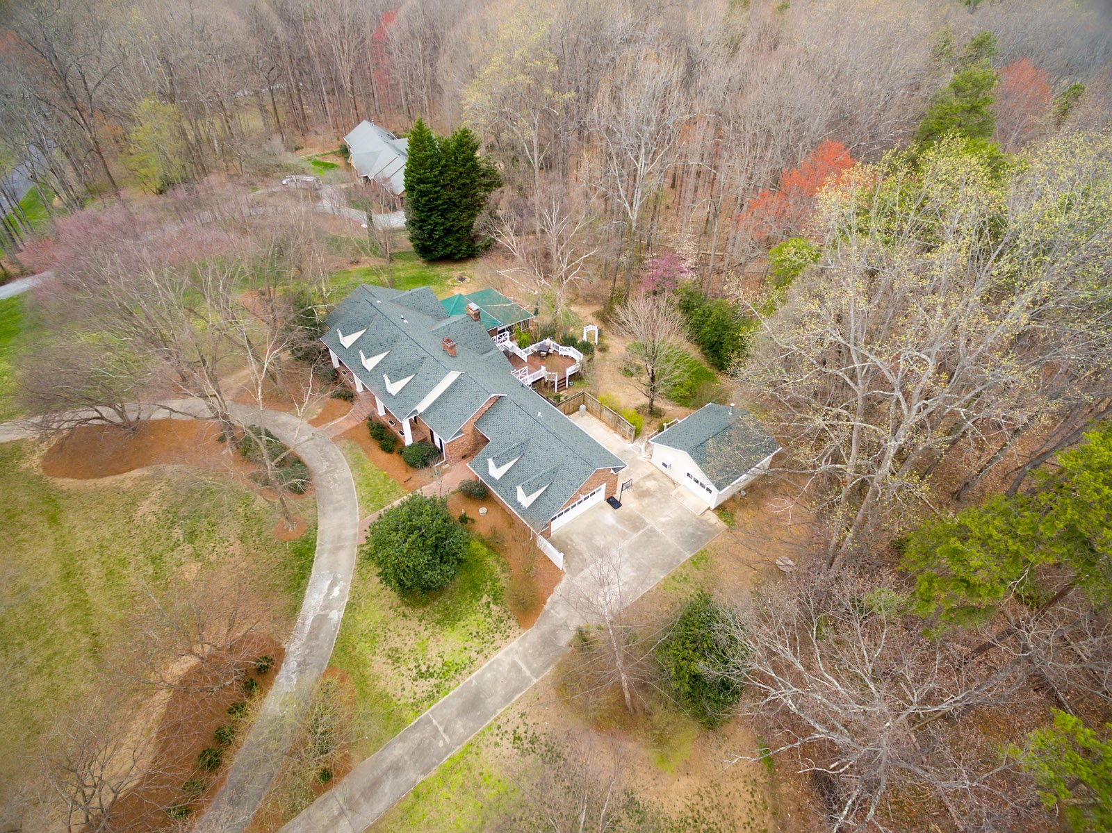 4912 Hackamore Road