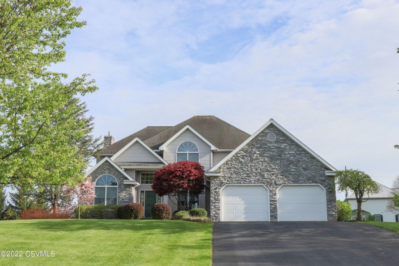 40 Farley Cir