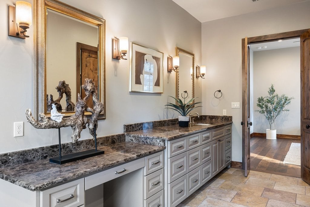 Horseman's Paradise in the heart of Dripping Springs