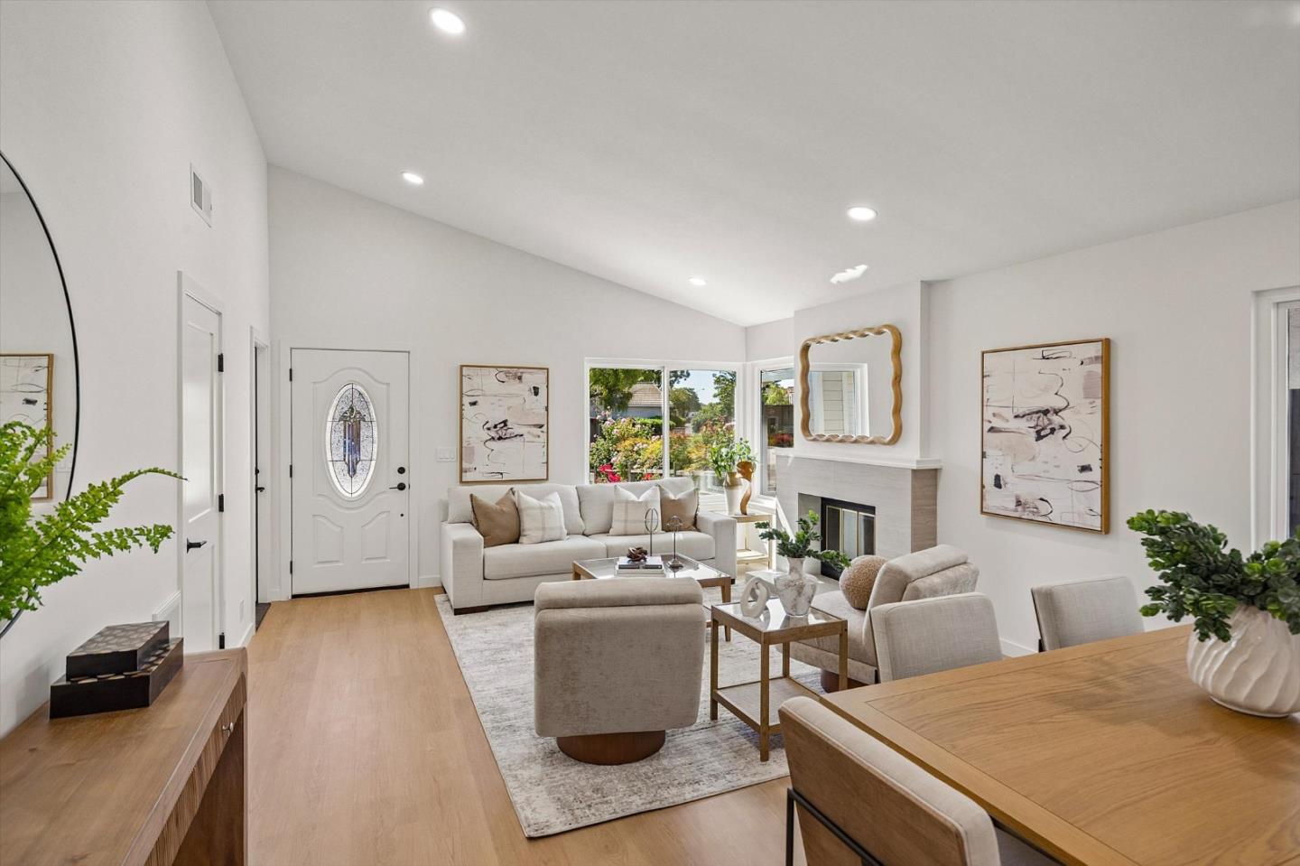 Stunning One Level Ponderosa !