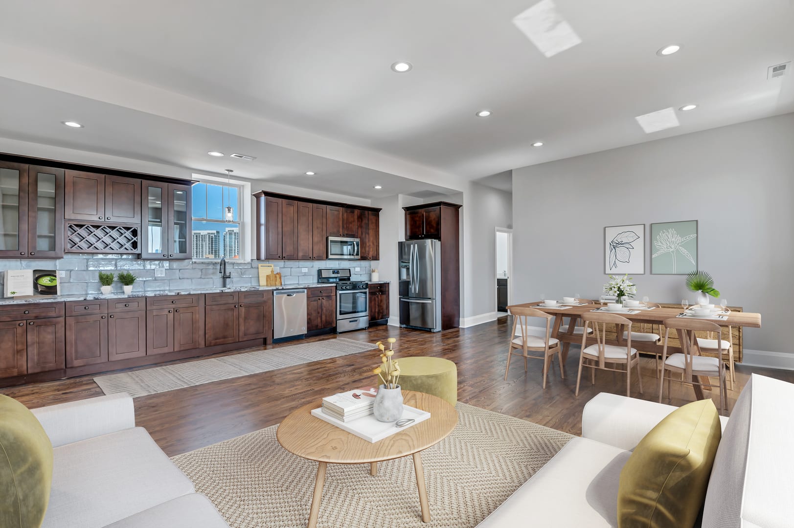 2100 N Halsted St (No. 3R)